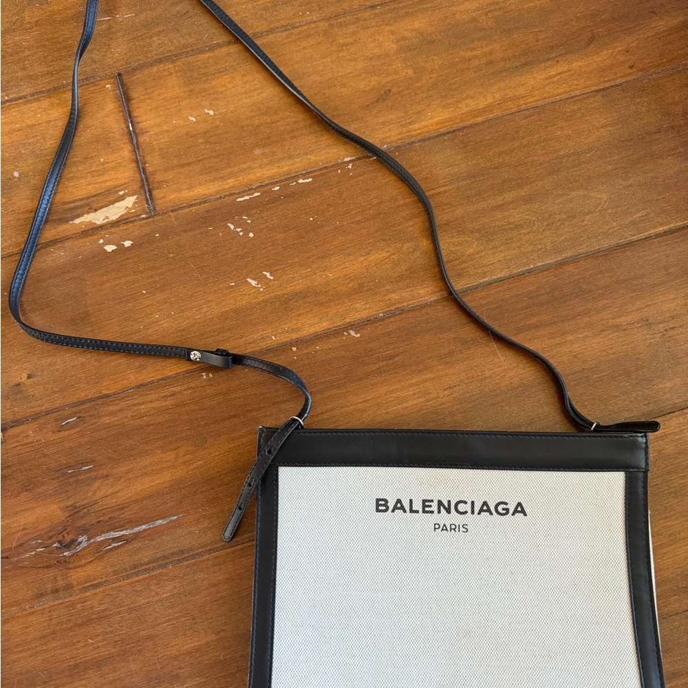 Balenciaga Black and White Crossbody Bag with Elegant Design